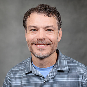 内森·埃德姆博士