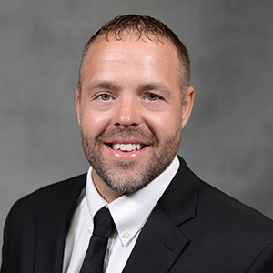 兰登Lueshen's headshot