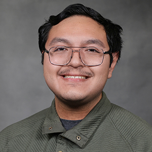 小伊万·莫利纳