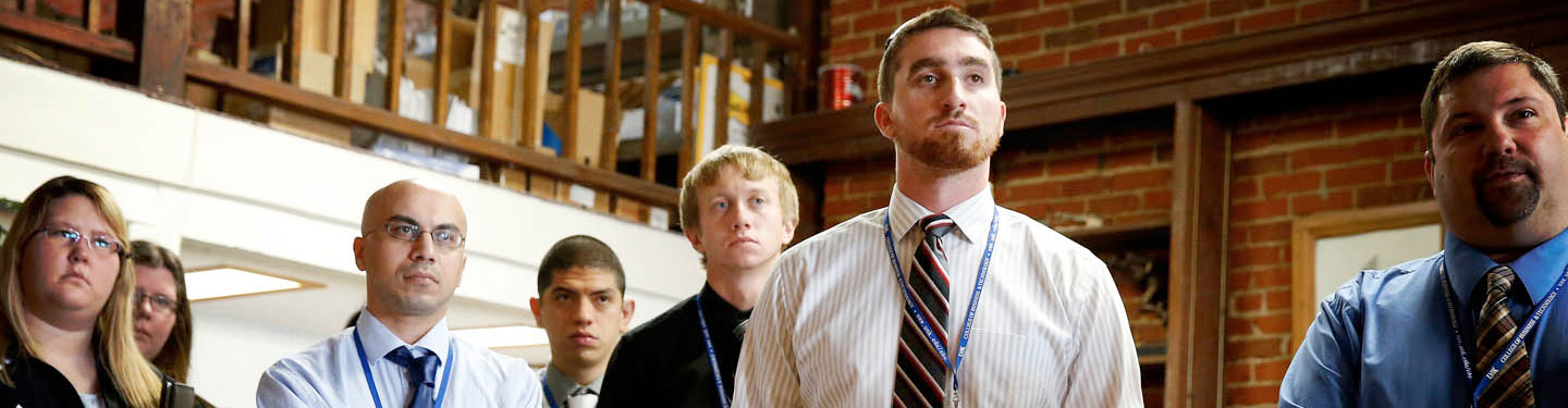 Business and Technology 学生 and Faculty