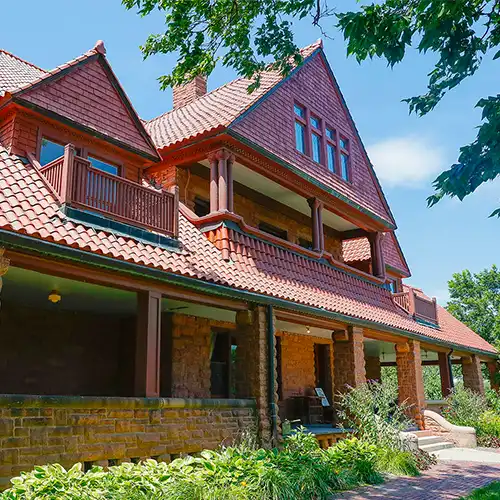 image of the exterior of the frank museum