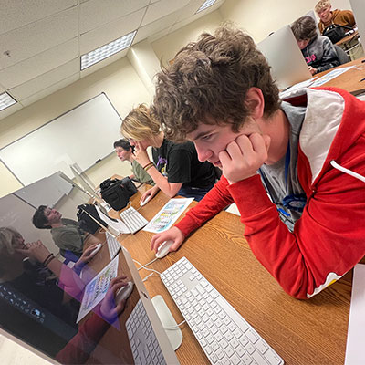 students work in a computer lab