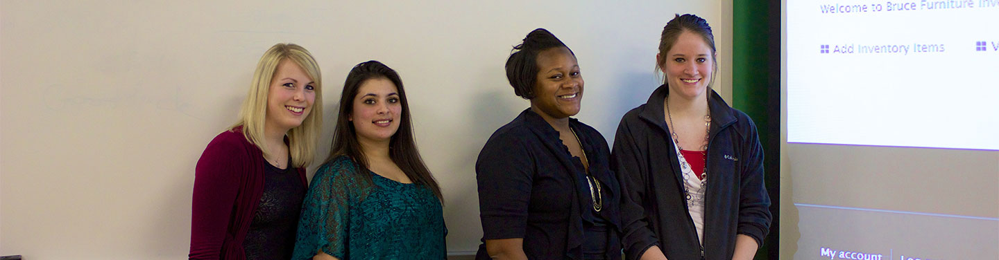 太阳城娱乐官网 CSIT Student