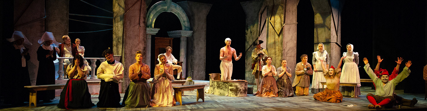 学生 performing in a theatre show DSJ