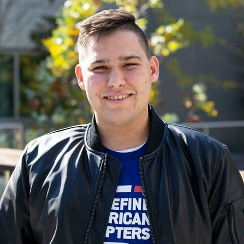 艾德里安·阿尔梅达