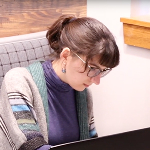 劳拉·格雷戈里